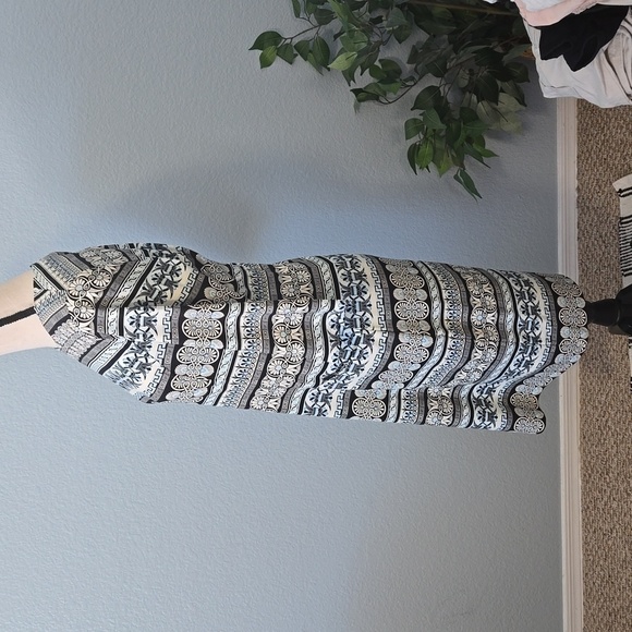 J McLaughlin Catalina Cloth Blue Patterned Sheath 3/4 Sleeves Dress Sz Medium - Picture 5 of 13